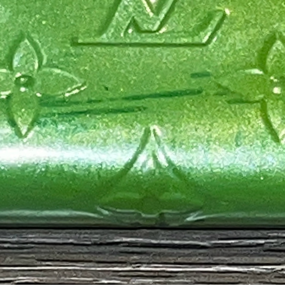 Louis Vuitton Monogram Green Vernis Kisslock Wallet - Picture 4 of 16